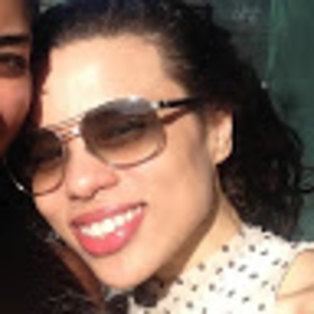 Meet your Posher, Cassandra